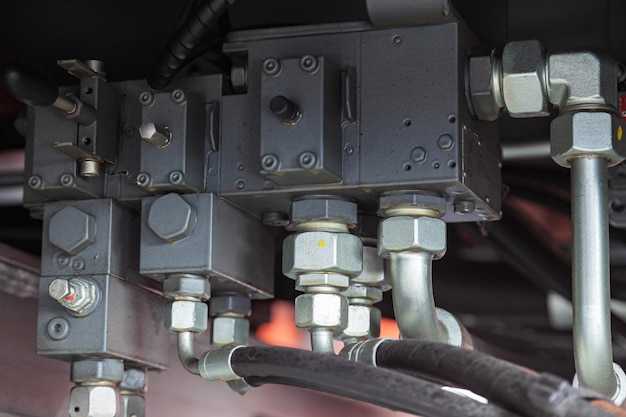 Заправка системы гидравлическим маслом